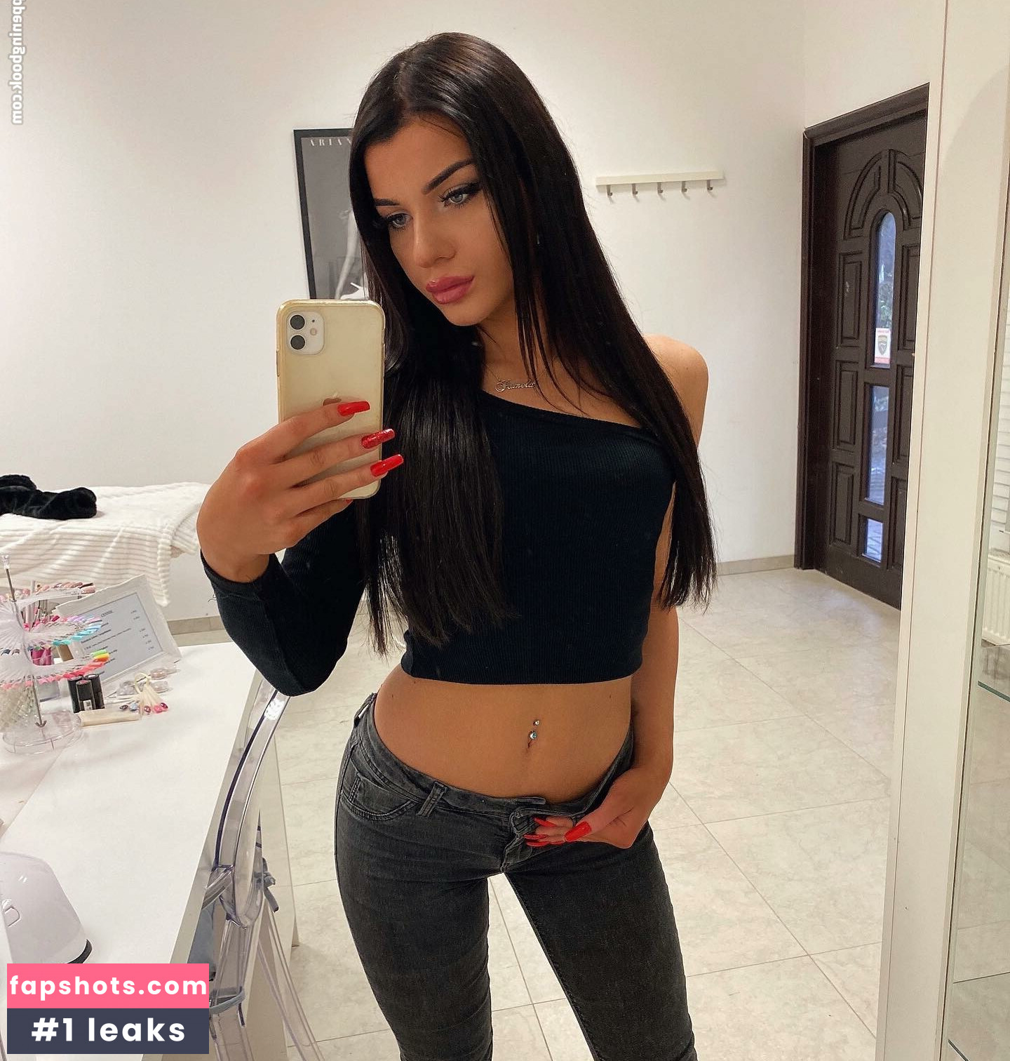 Pamela Borek gallery photo #31