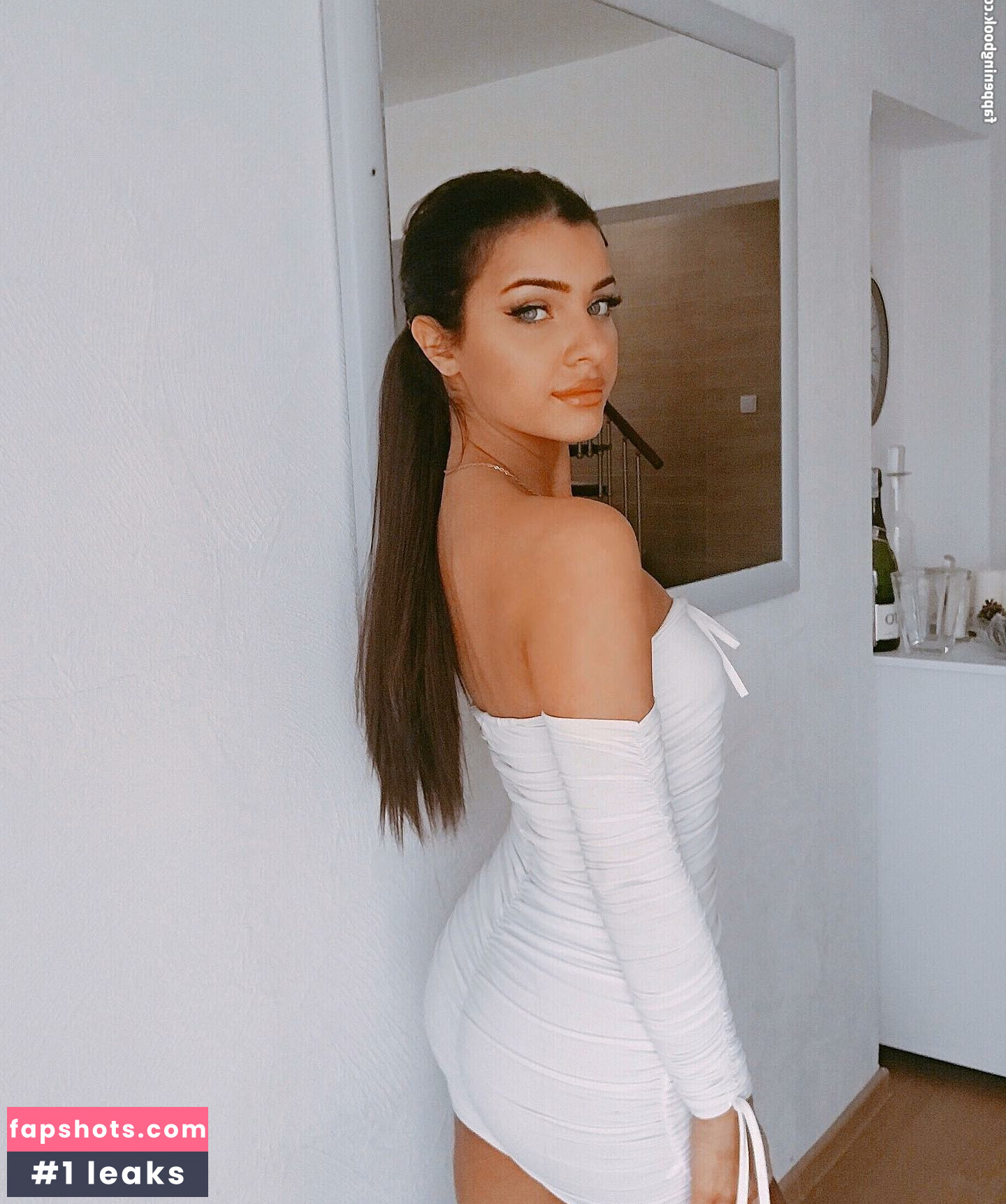 Pamela Borek gallery photo #9