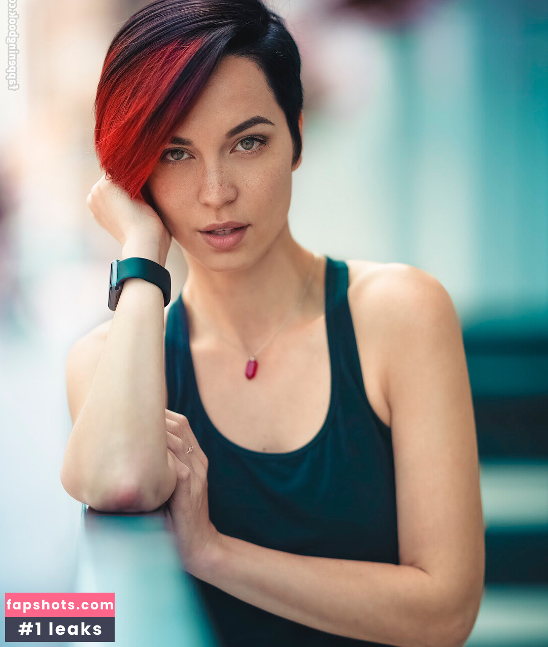 Pamela Horton gallery photo #22