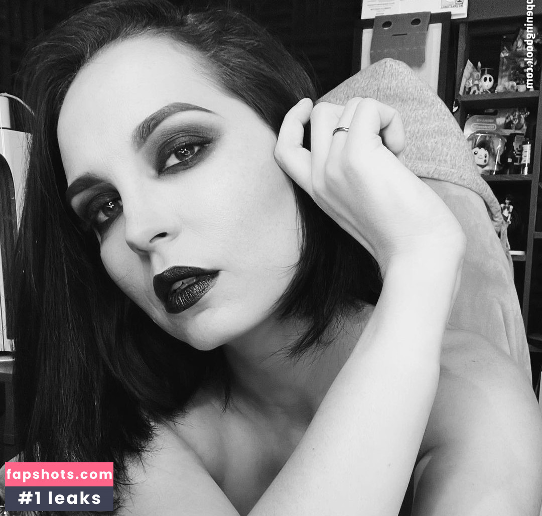 Pamela Horton gallery photo #51