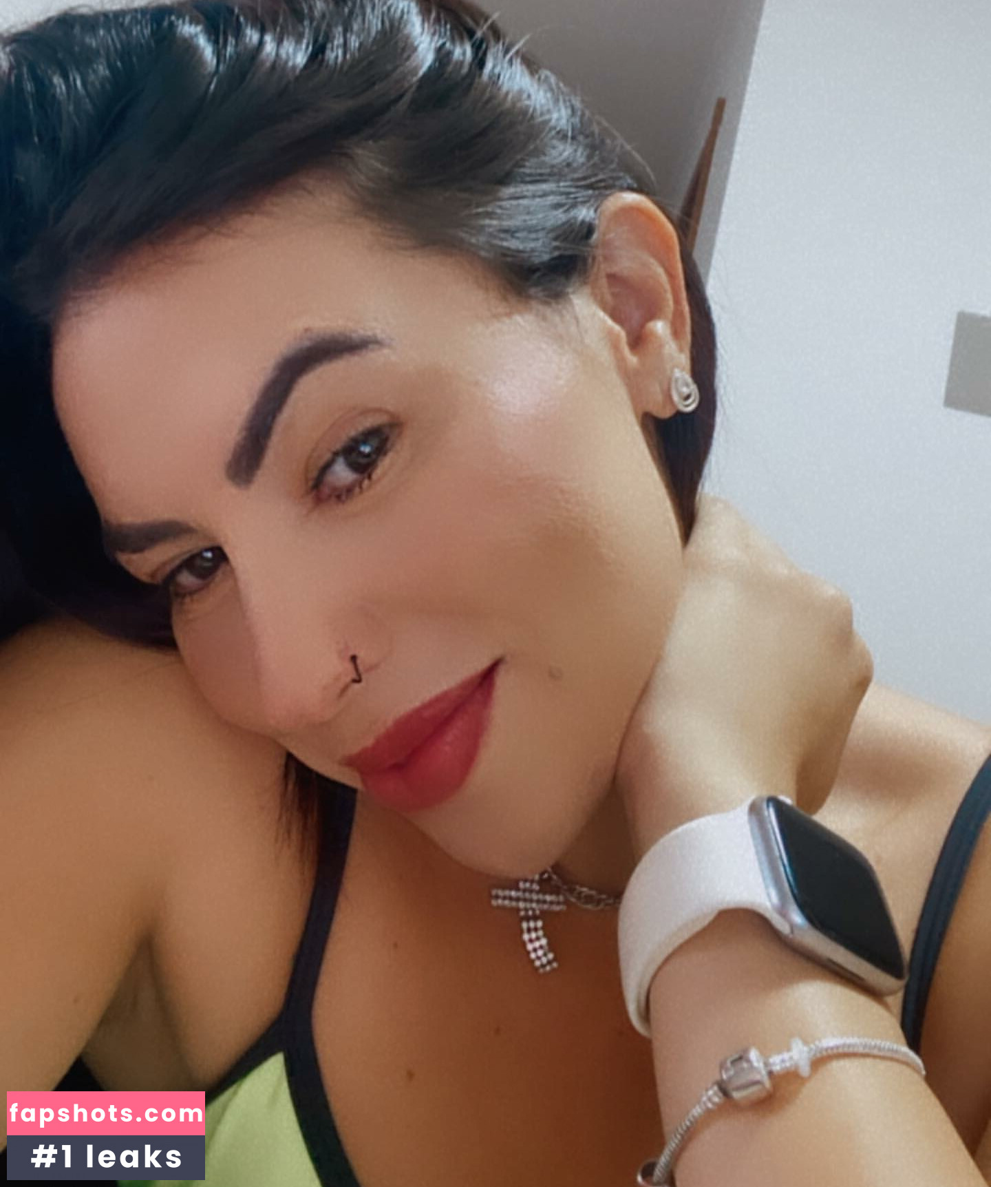 Pamela Libras gallery photo #16