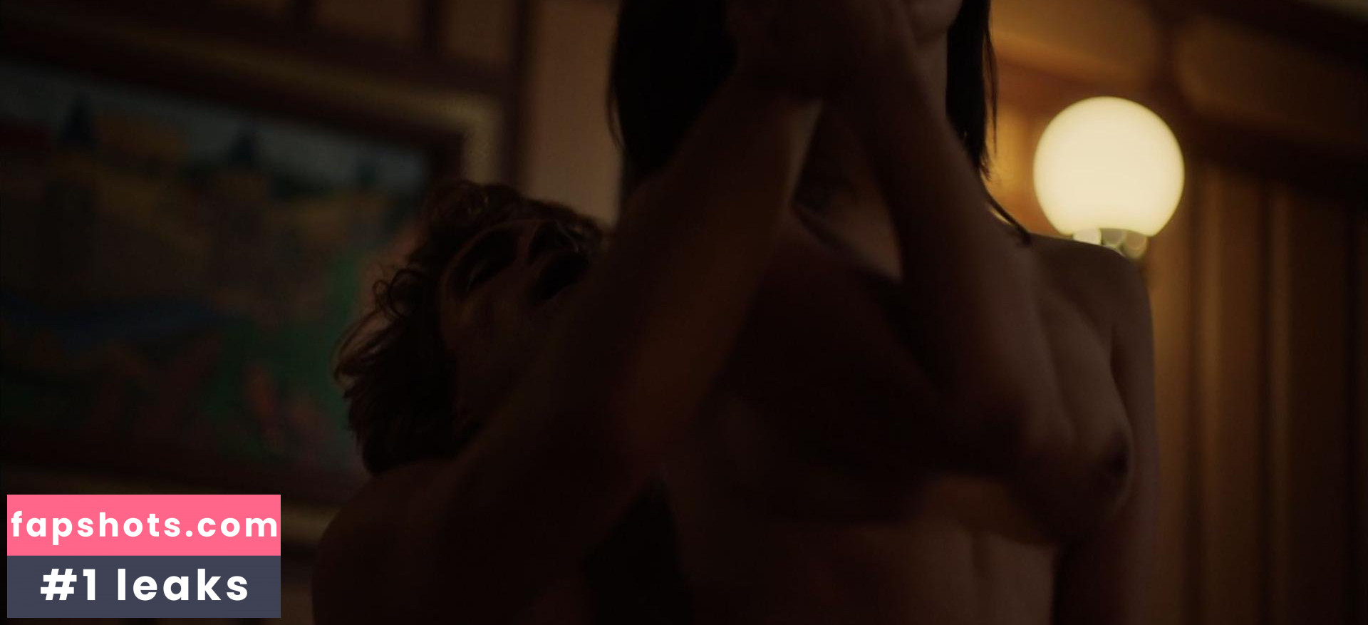 Pamela Moreno gallery photo #24