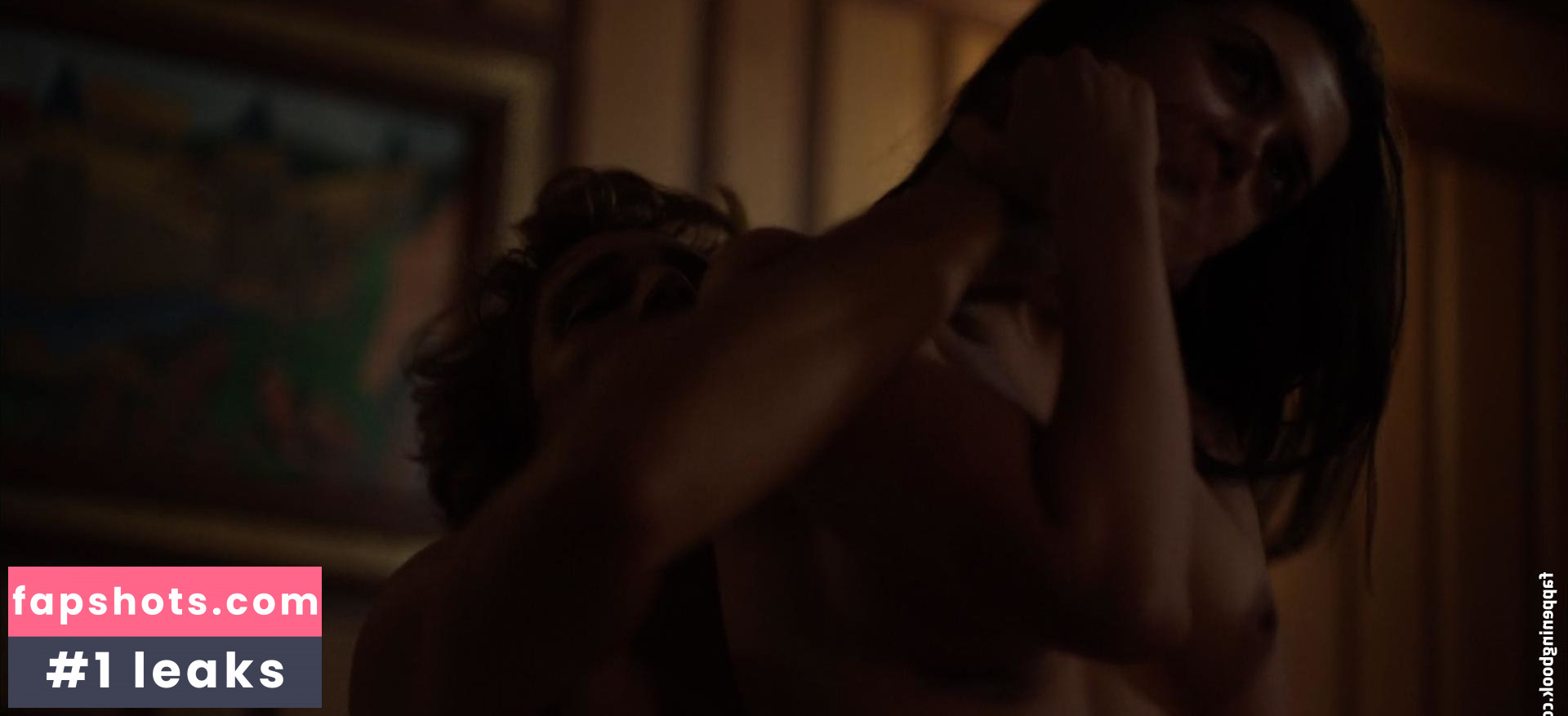 Pamela Moreno gallery photo #10