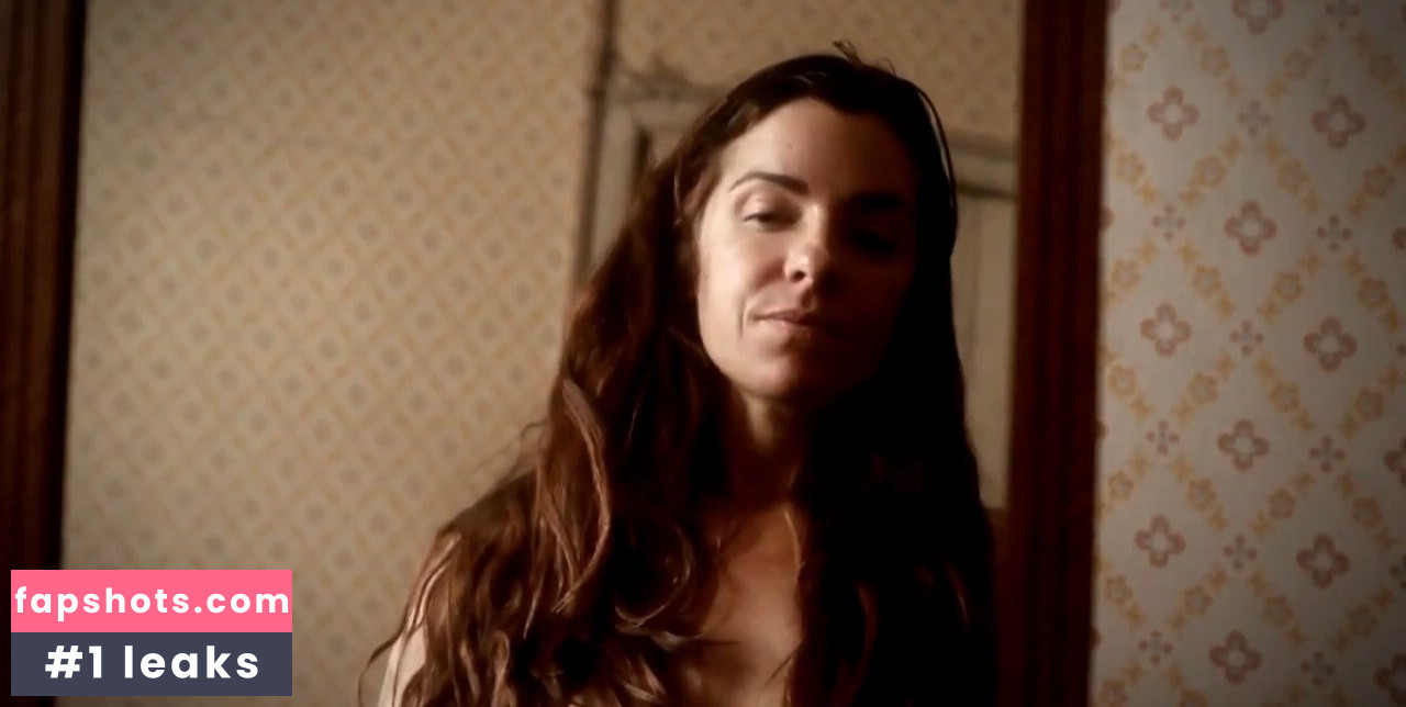 Pamela Villalba gallery photo #2