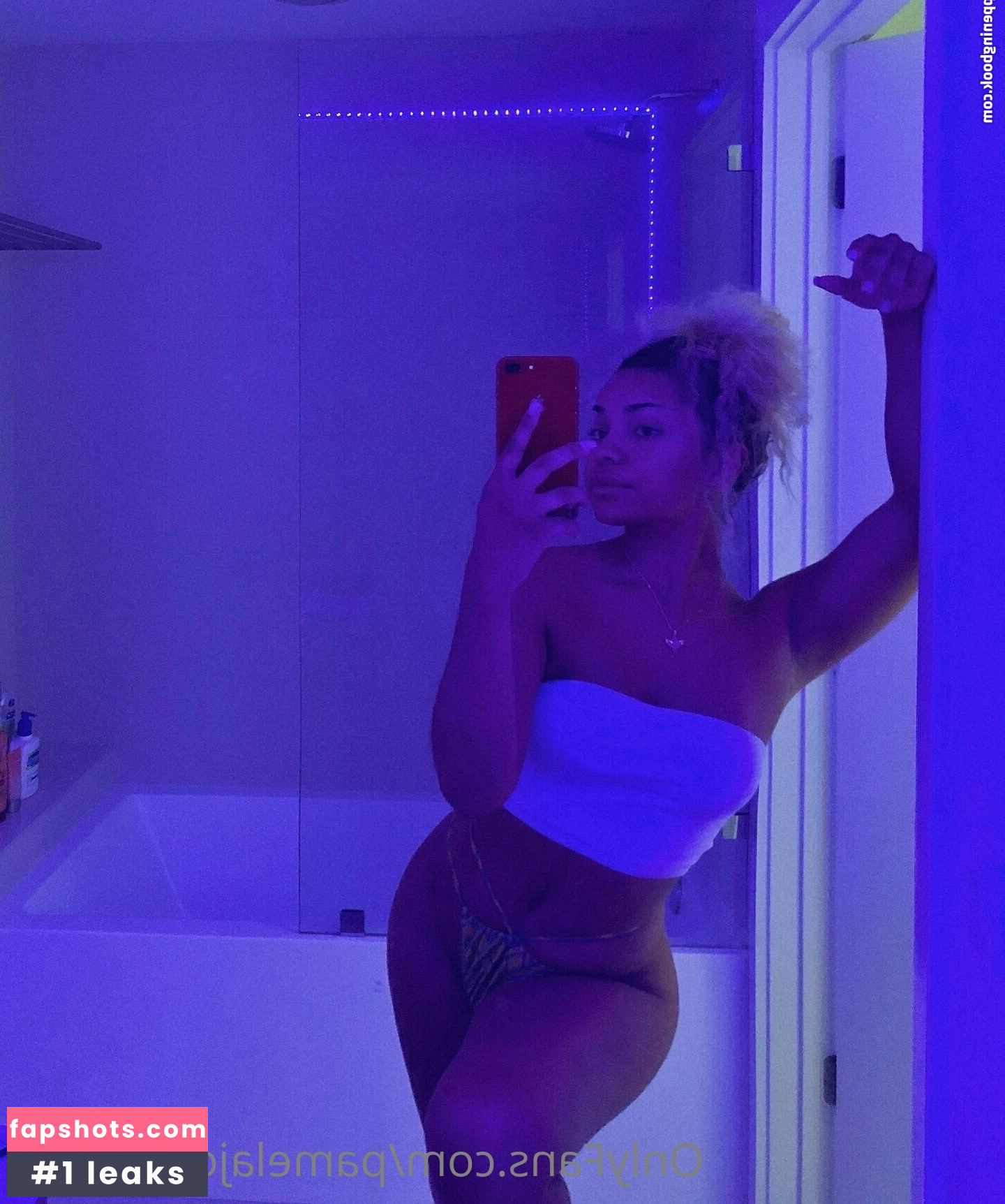 pamelajohnson18 gallery photo #23