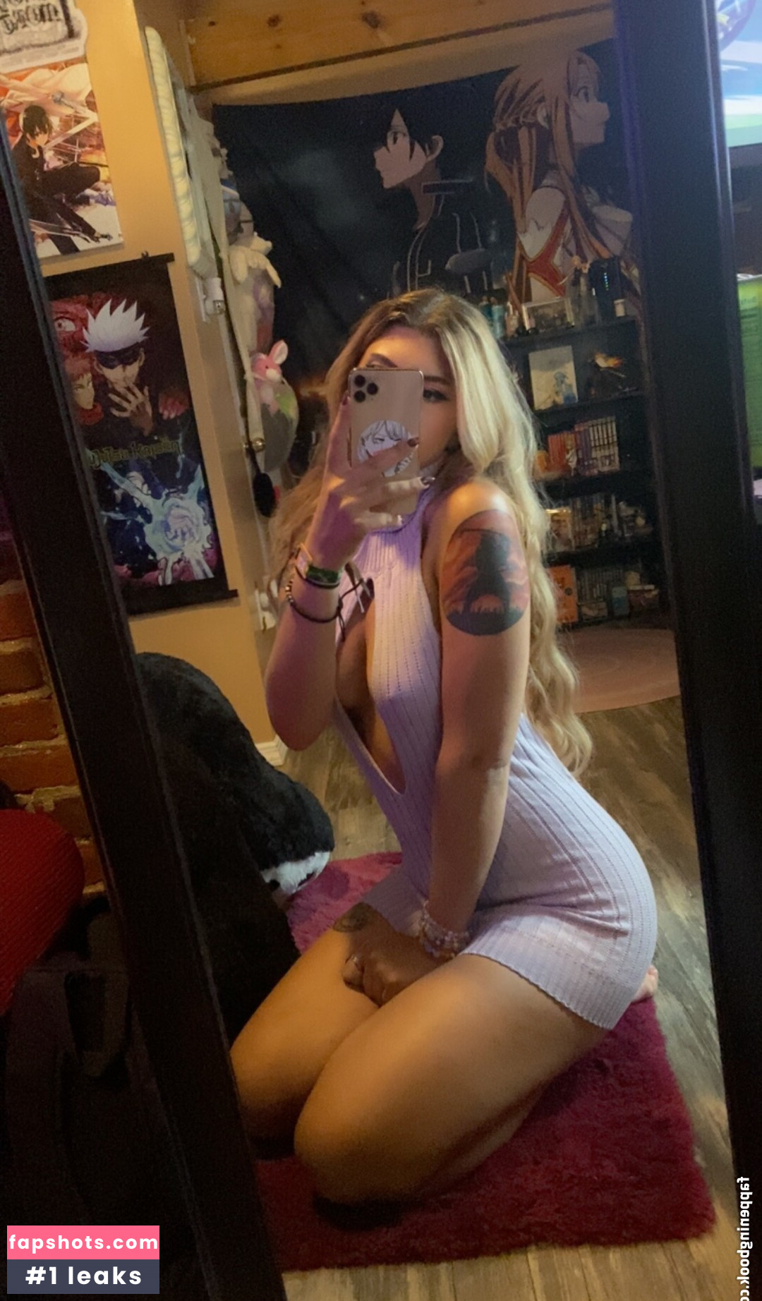 Pandahugz gallery photo #38