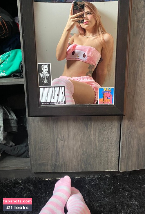 Pandahugz gallery photo #527