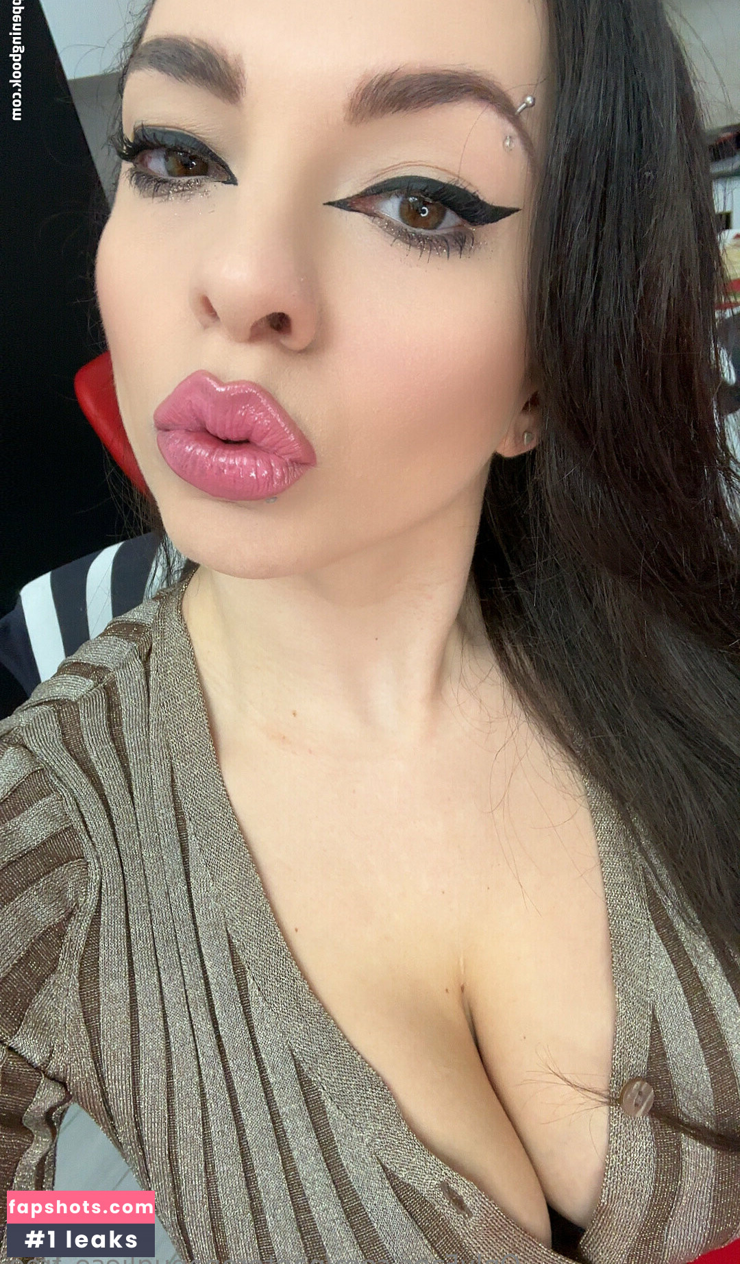 panteronapugliese_free gallery photo #2