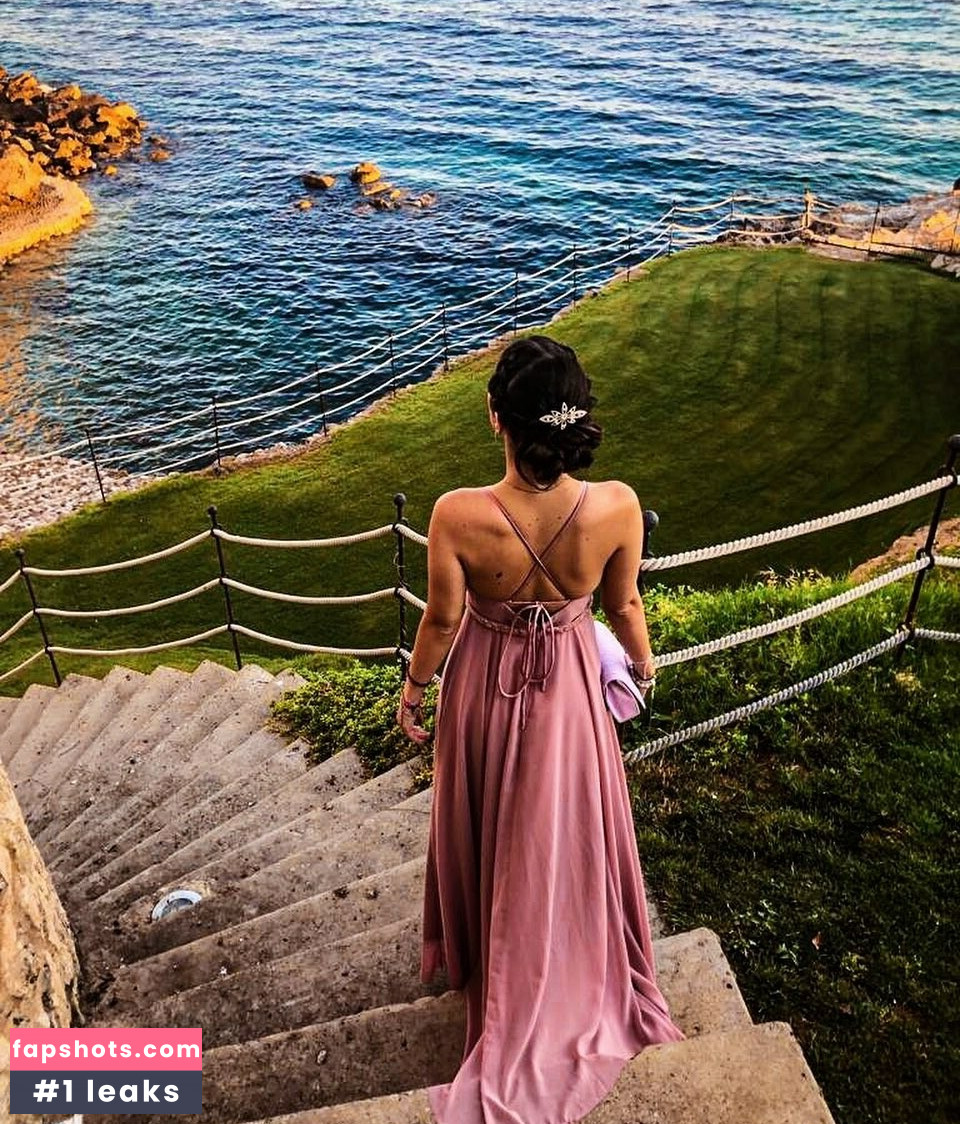 Paola Arena gallery photo #8