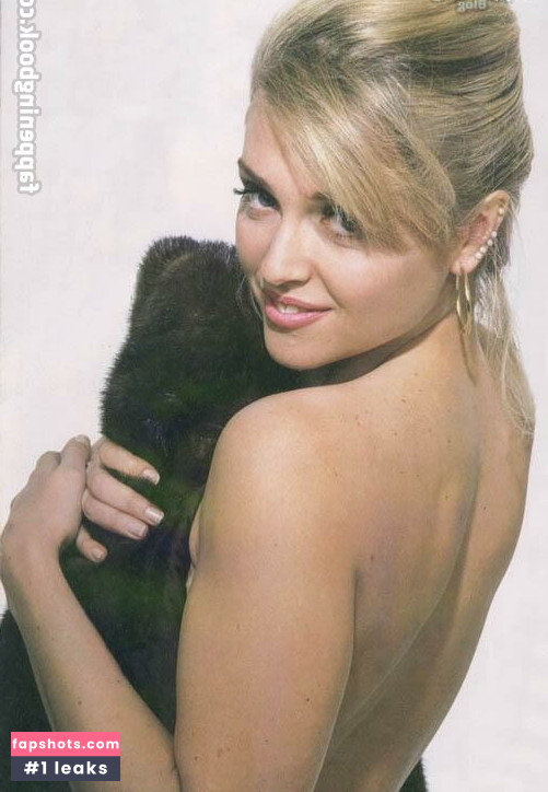 Paola Barale Nude Leaks OnlyFans Photos #6 - LeakJerk