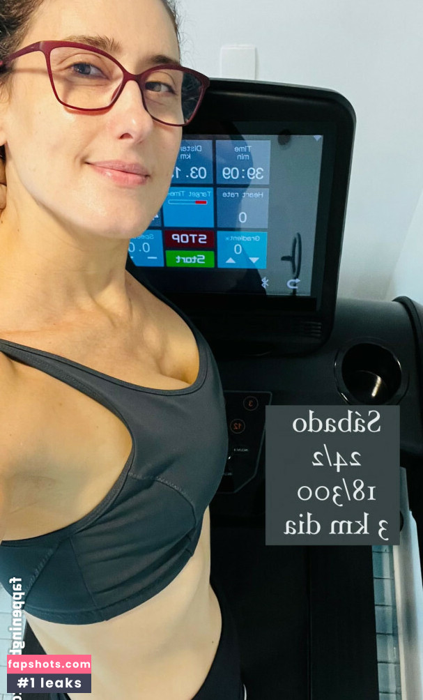 Paola Carosella gallery photo #14