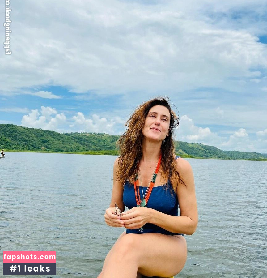 Paola Carosella gallery photo #5