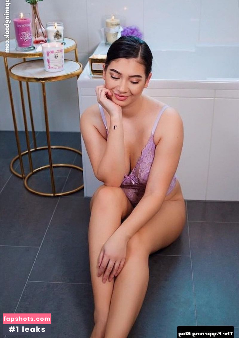 Paola Maria Koslowski gallery photo #17