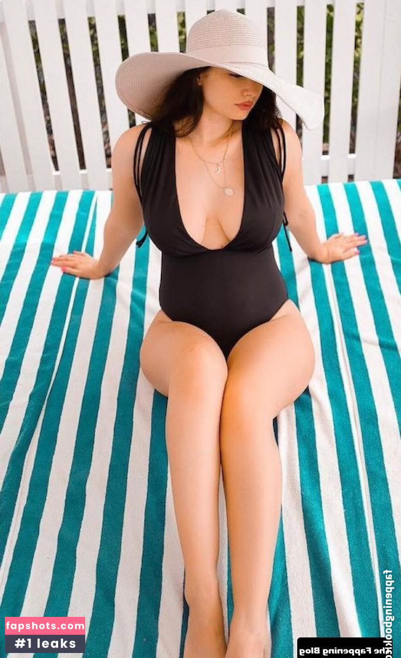 Paola Maria Koslowski gallery photo #28