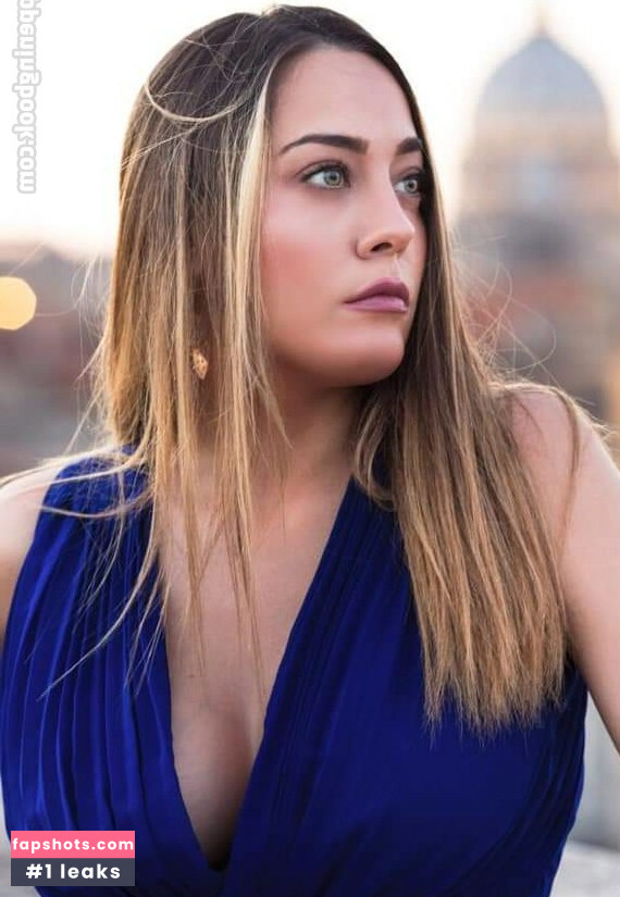 Paola Saulino gallery photo #55