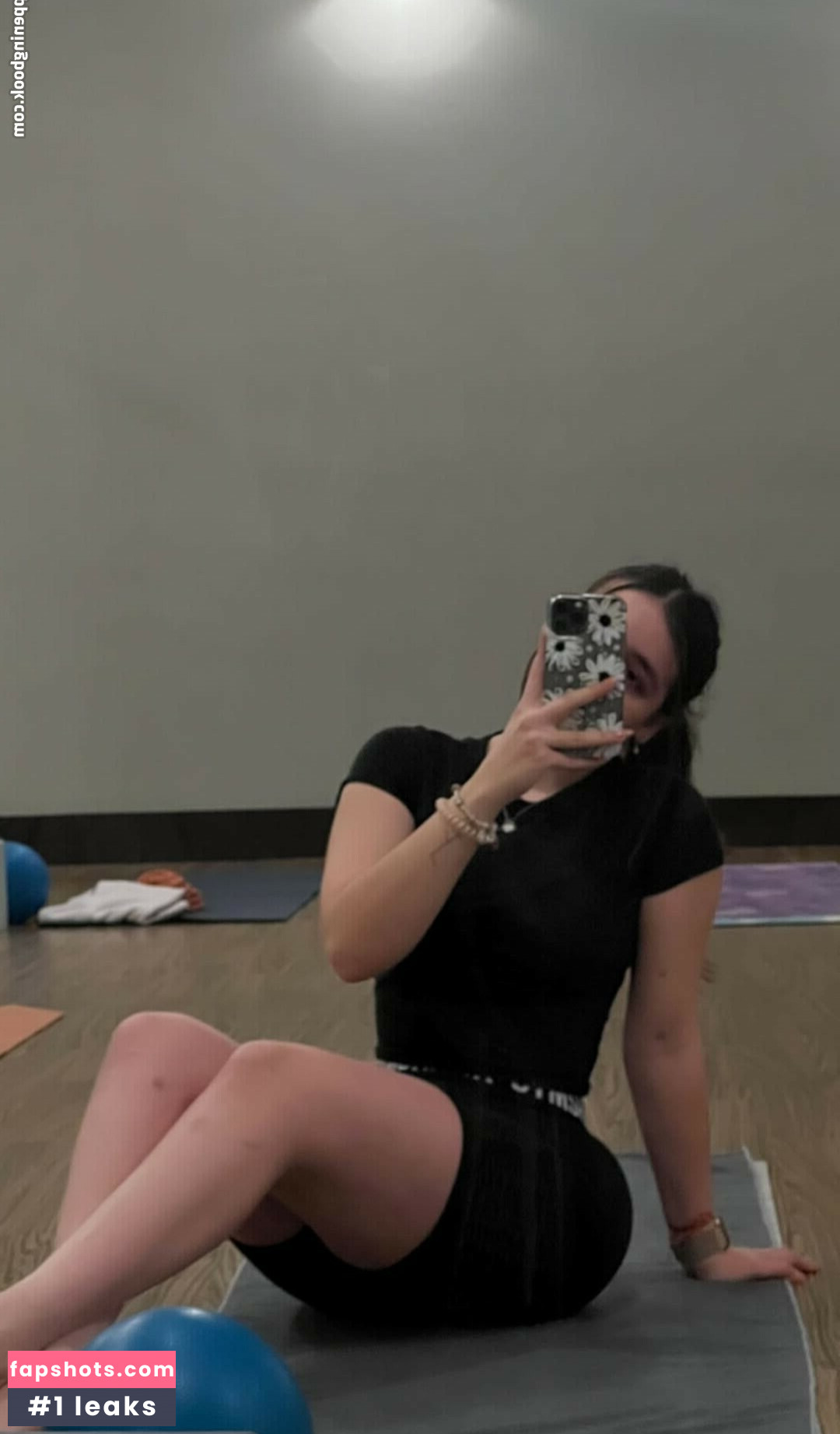 Paola Silerio gallery photo #5