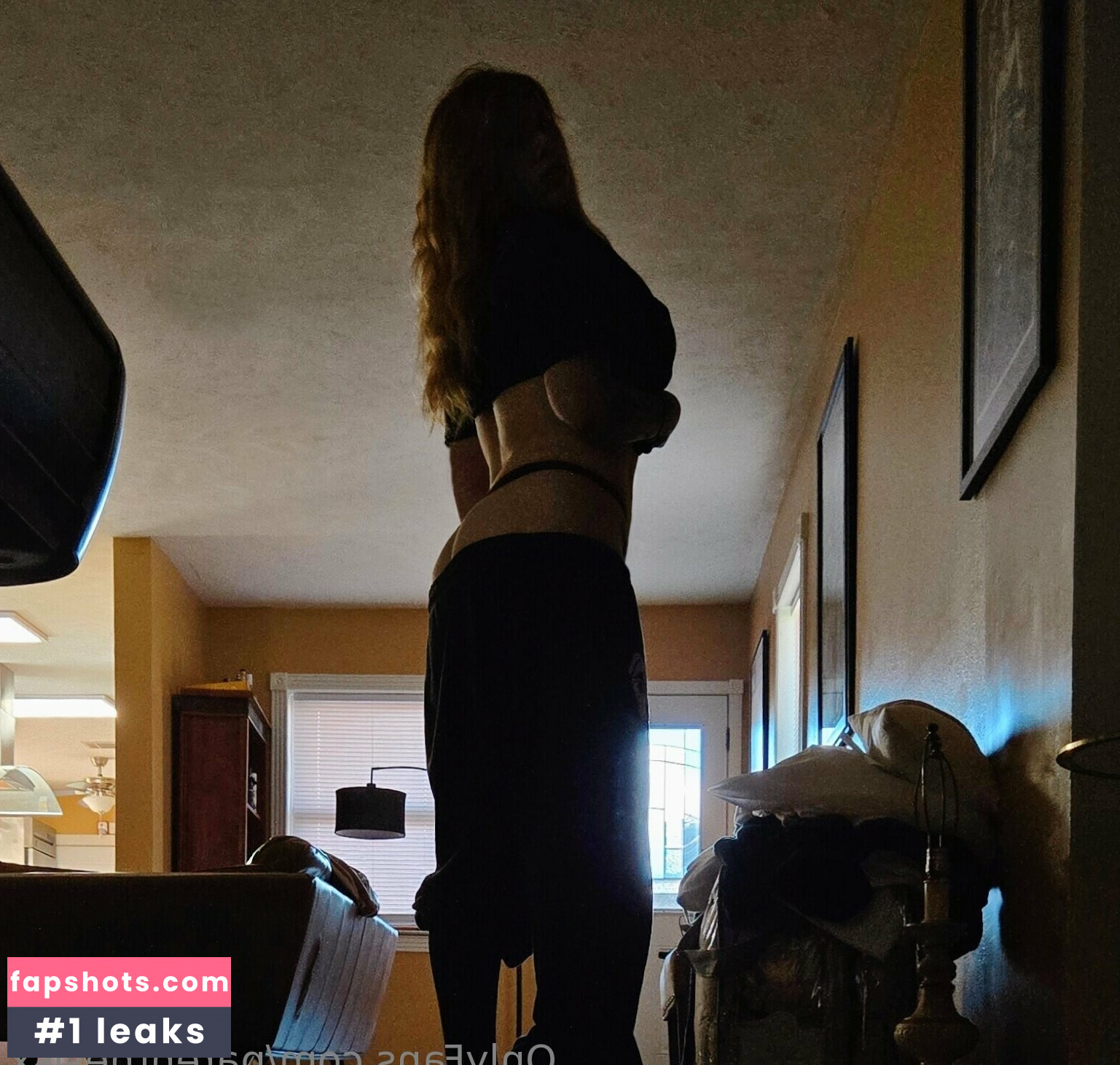 Parenthesisx nude babe gallery