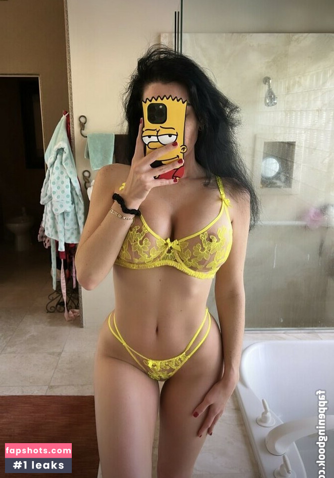 Paris Dylan gallery photo #37