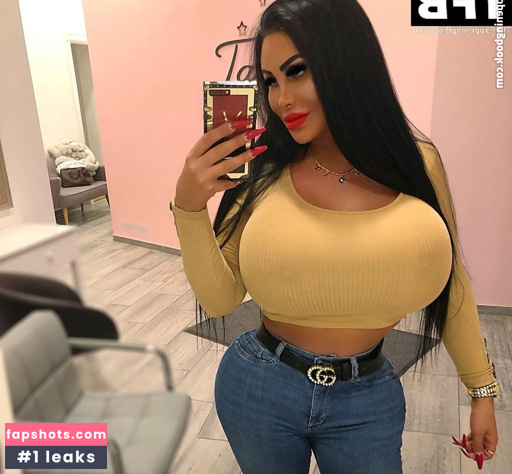 Paris Herms gallery photo #30