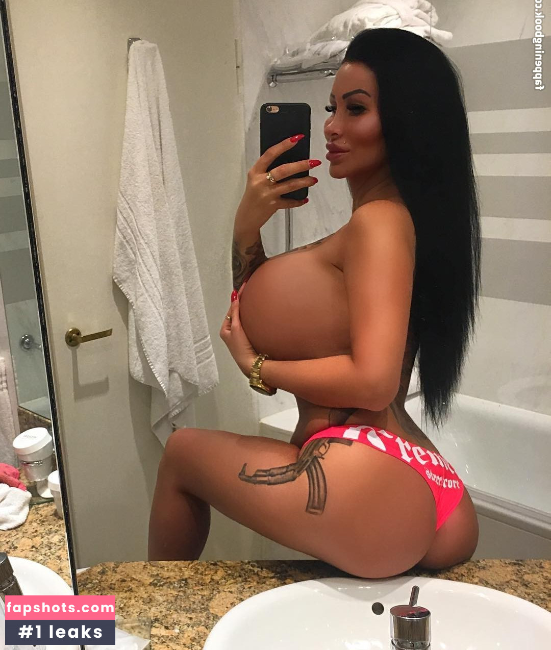 Paris Herms gallery photo #41