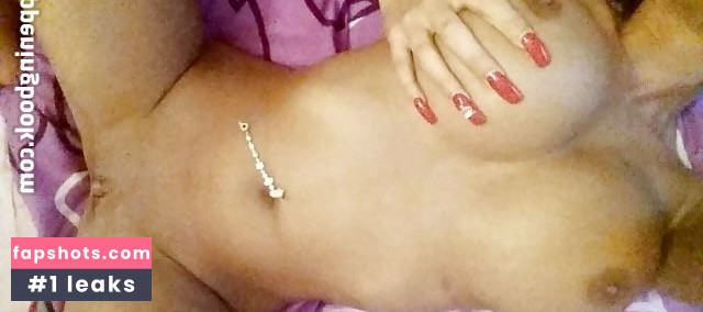 Paris Herms gallery photo #9