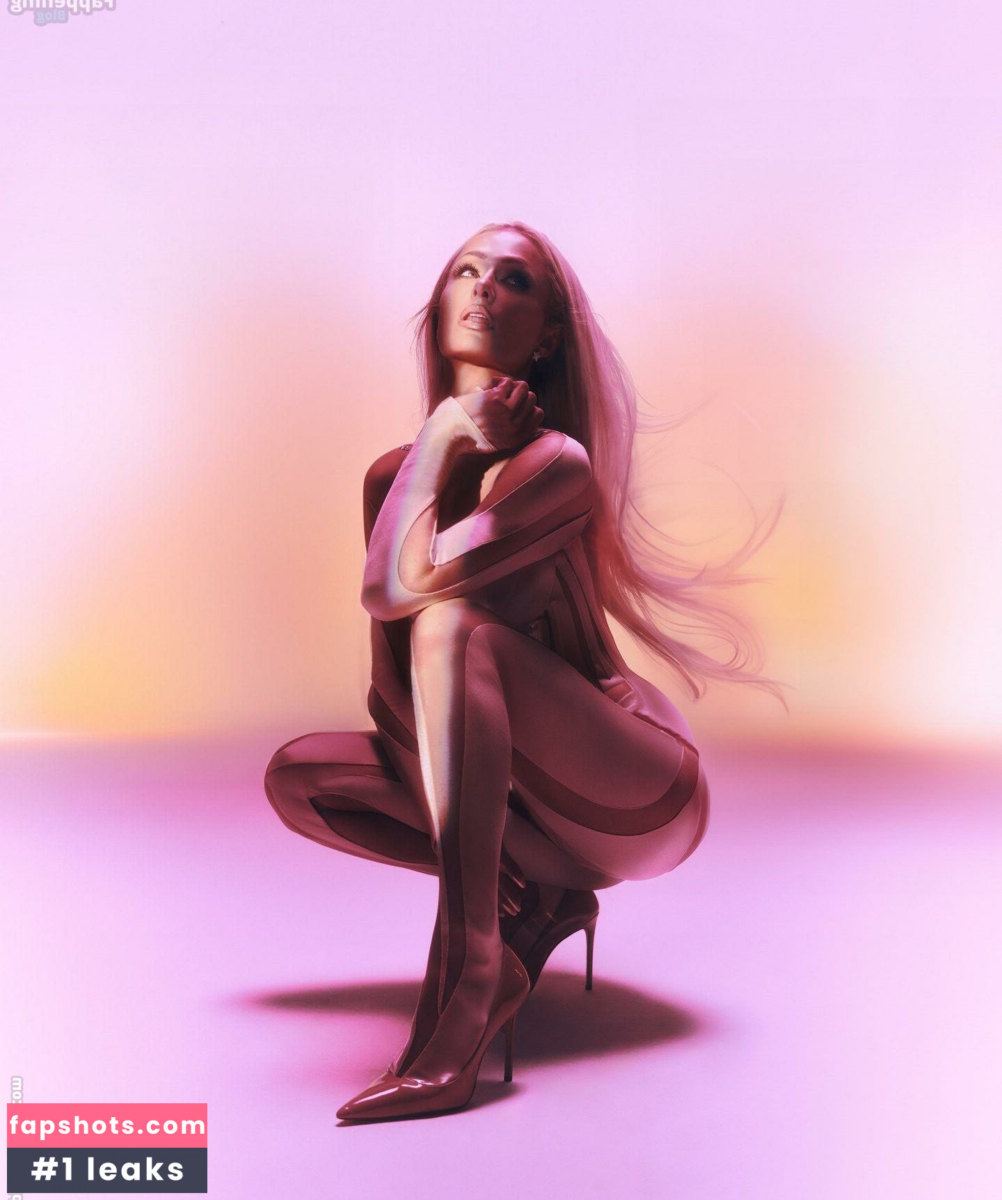 Paris Hilton gallery photo #105