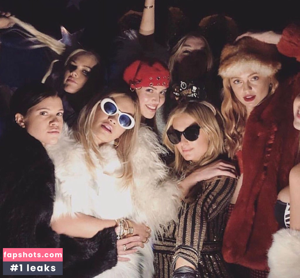 Paris Hilton gallery photo #1120