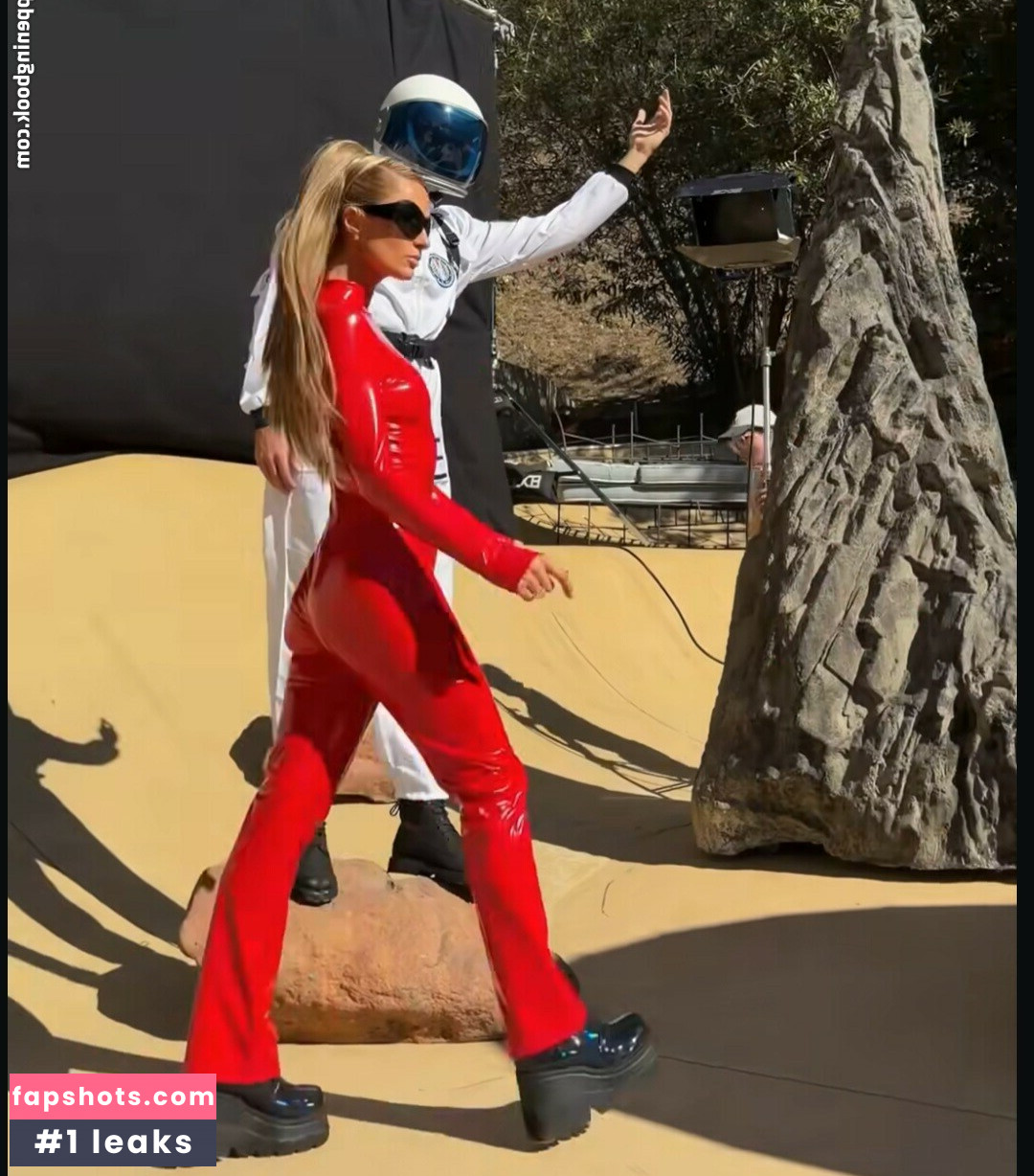 Paris Hilton gallery photo #20