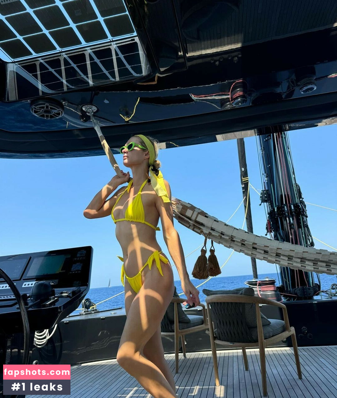 Paris Hilton gallery photo #408