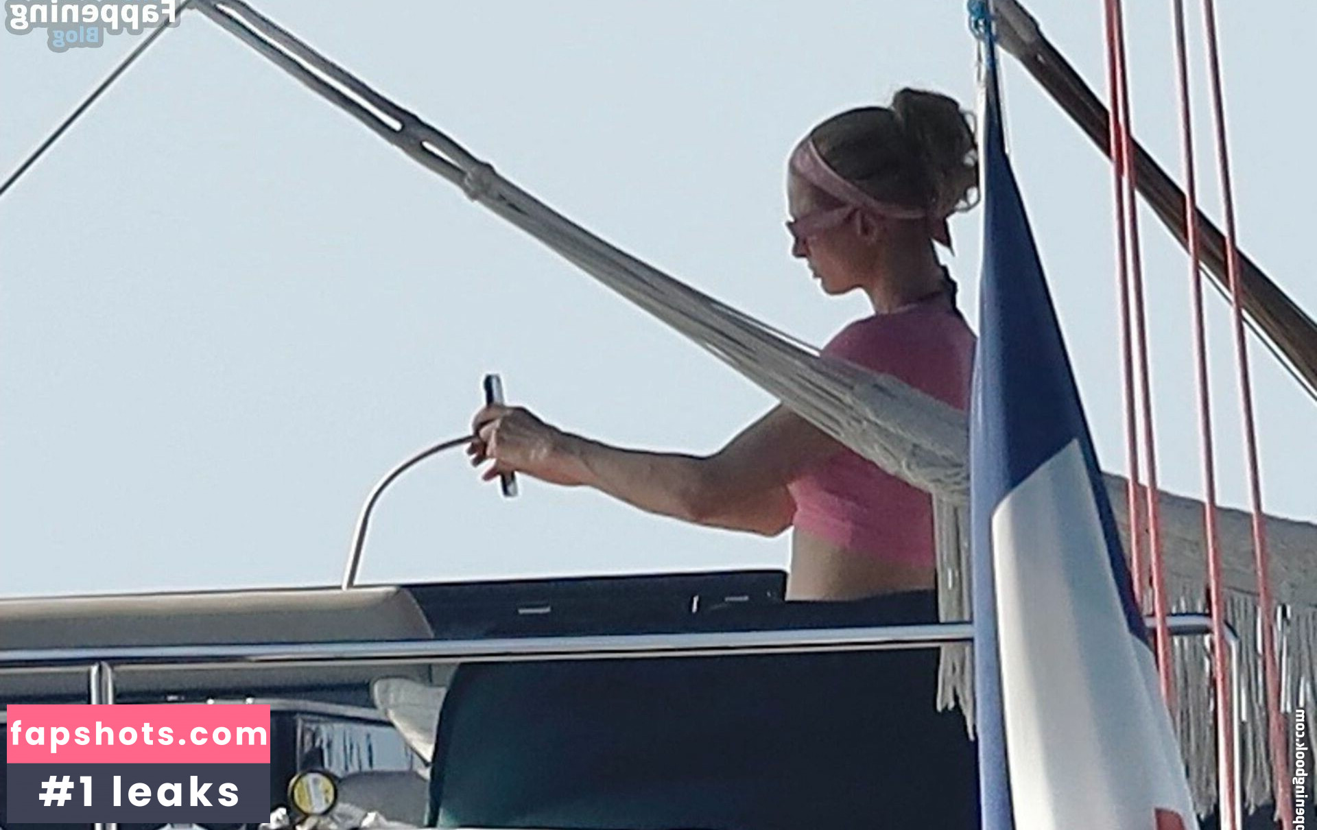 Paris Hilton gallery photo #429