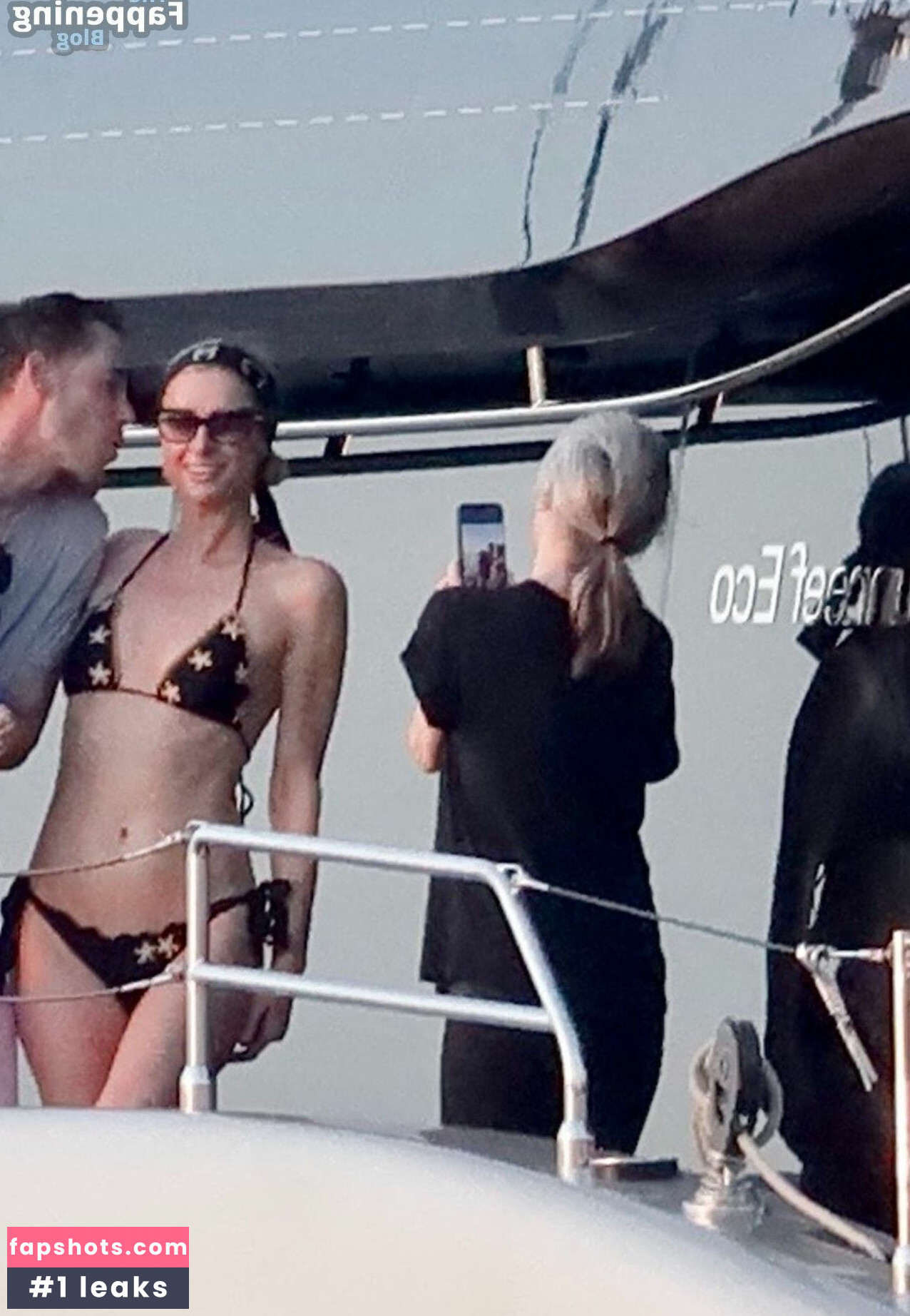 Paris Hilton gallery photo #432