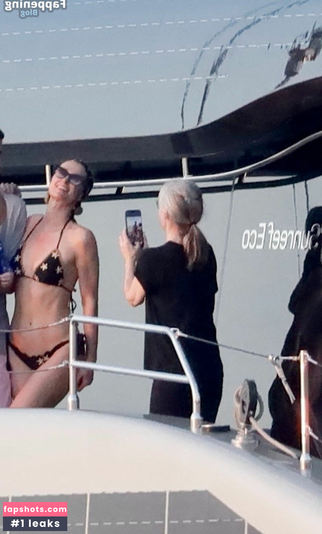 Paris Hilton gallery photo #435