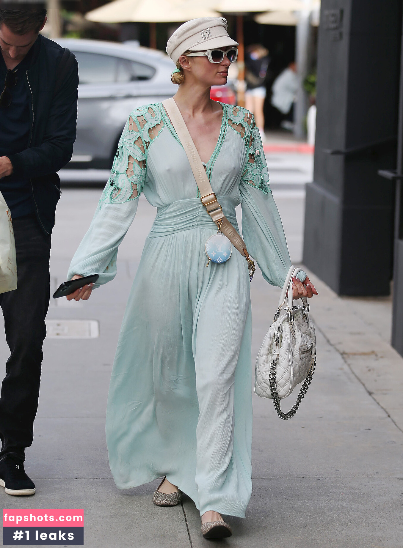 Paris Hilton gallery photo #465