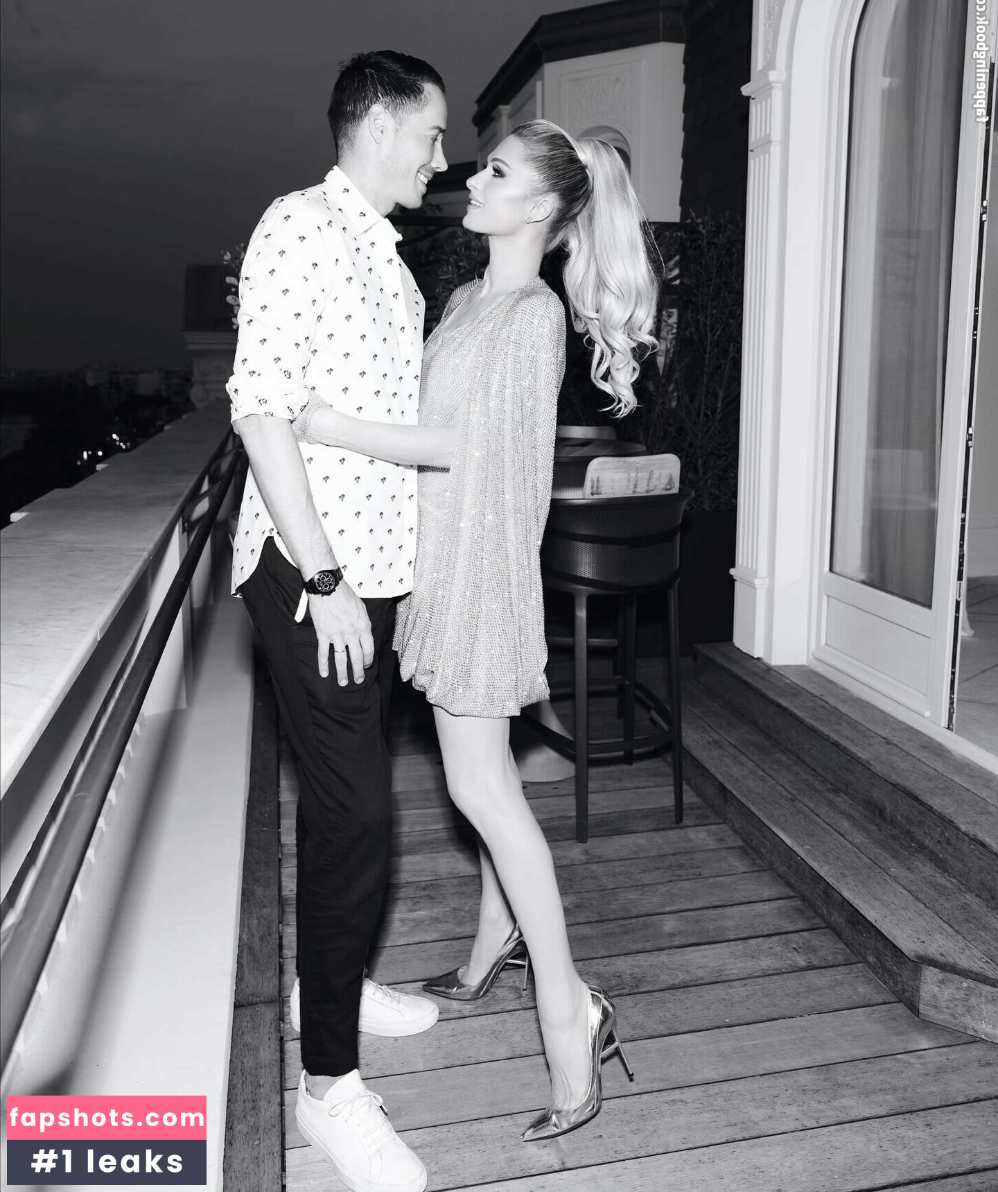 Paris Hilton gallery photo #528