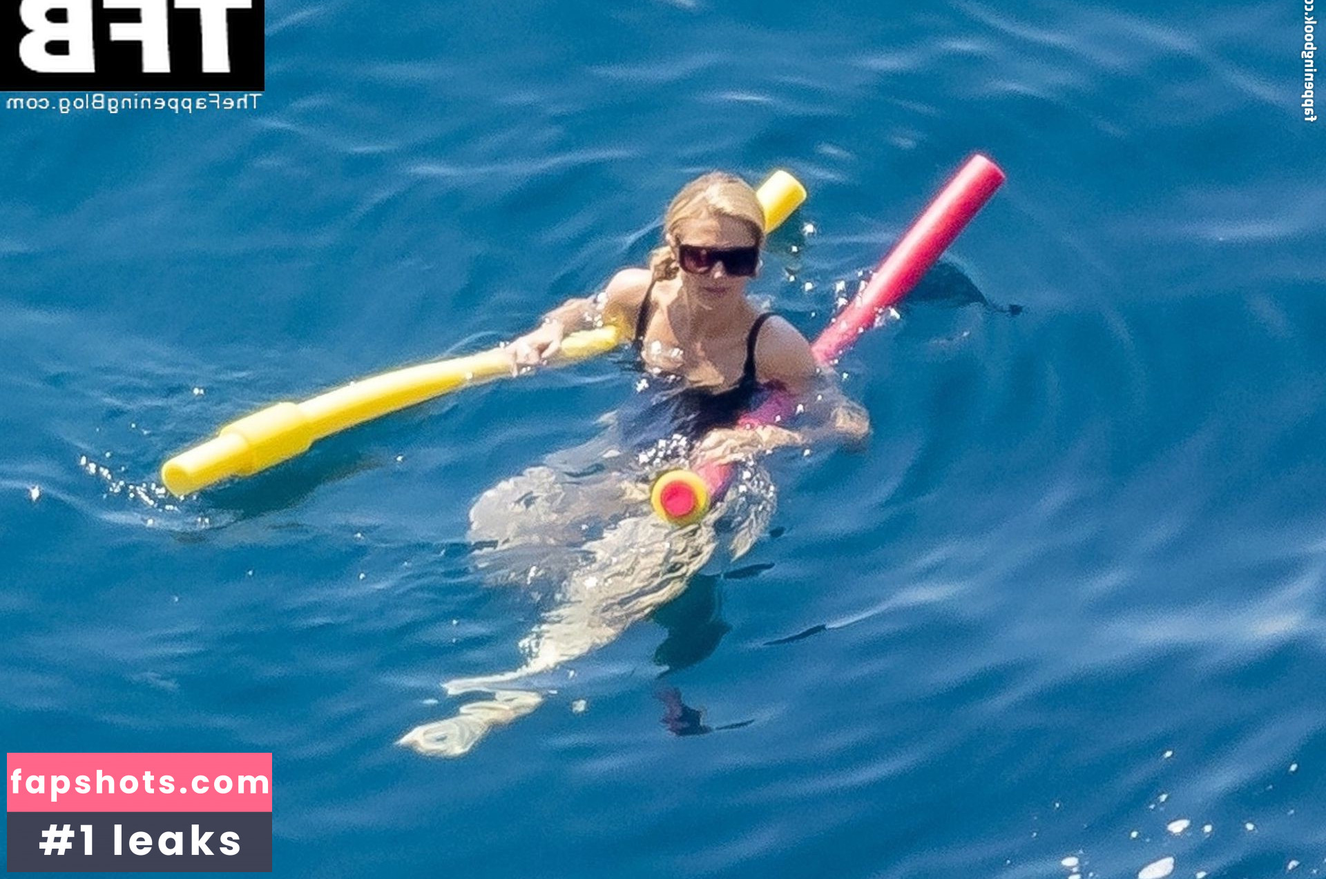 Paris Hilton gallery photo #596