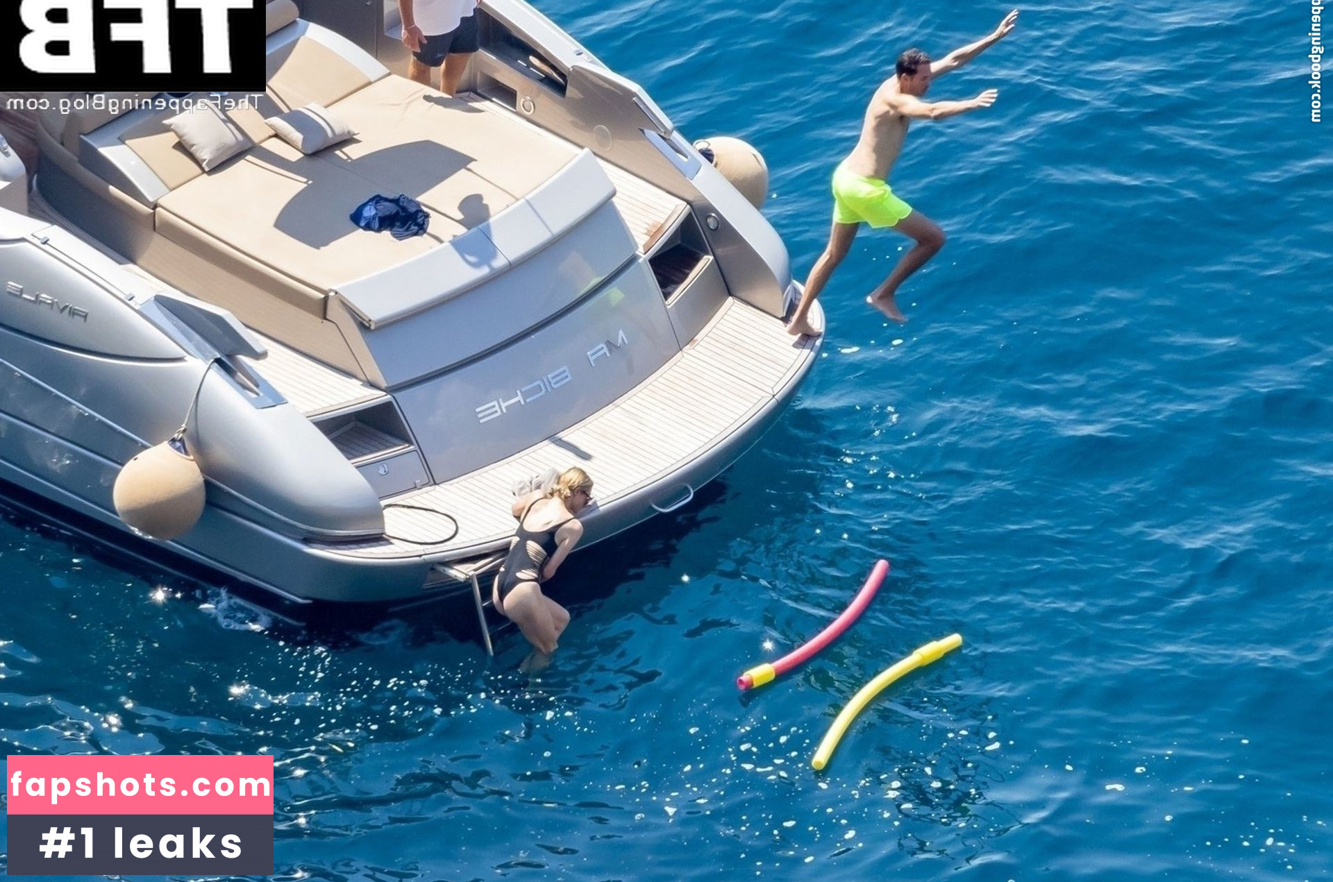 Paris Hilton gallery photo #598