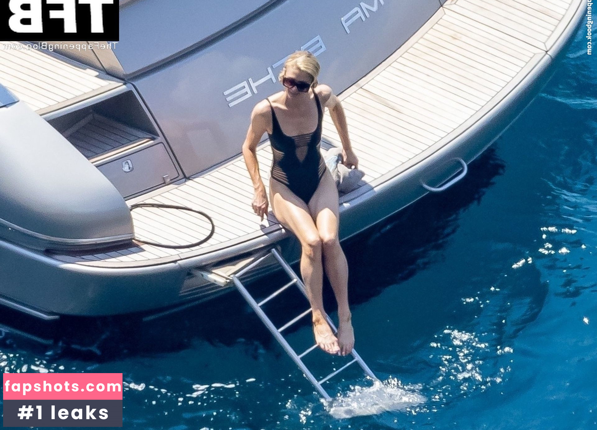 Paris Hilton gallery photo #599