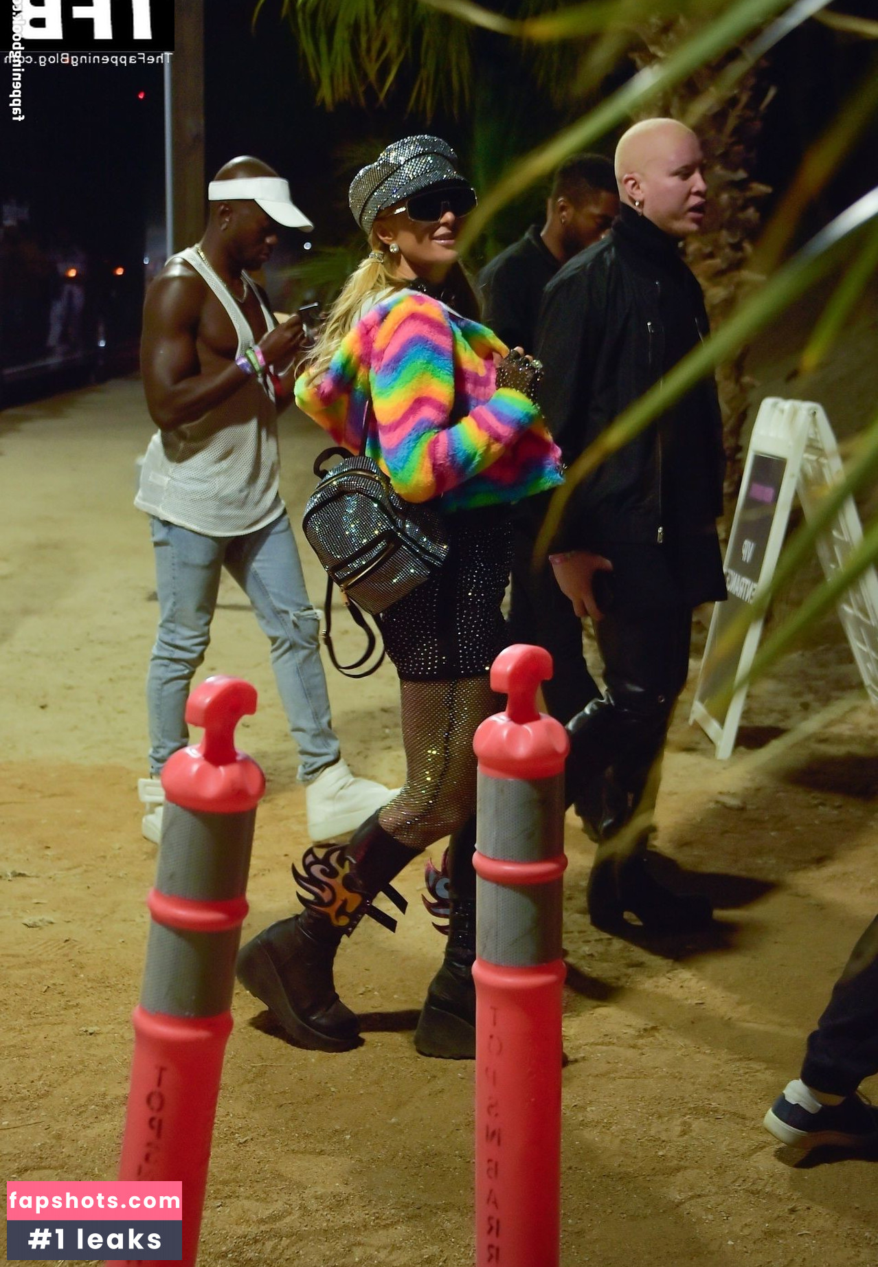 Paris Hilton gallery photo #641