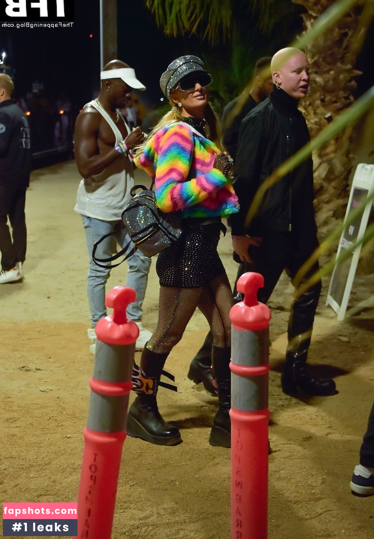 Paris Hilton gallery photo #642