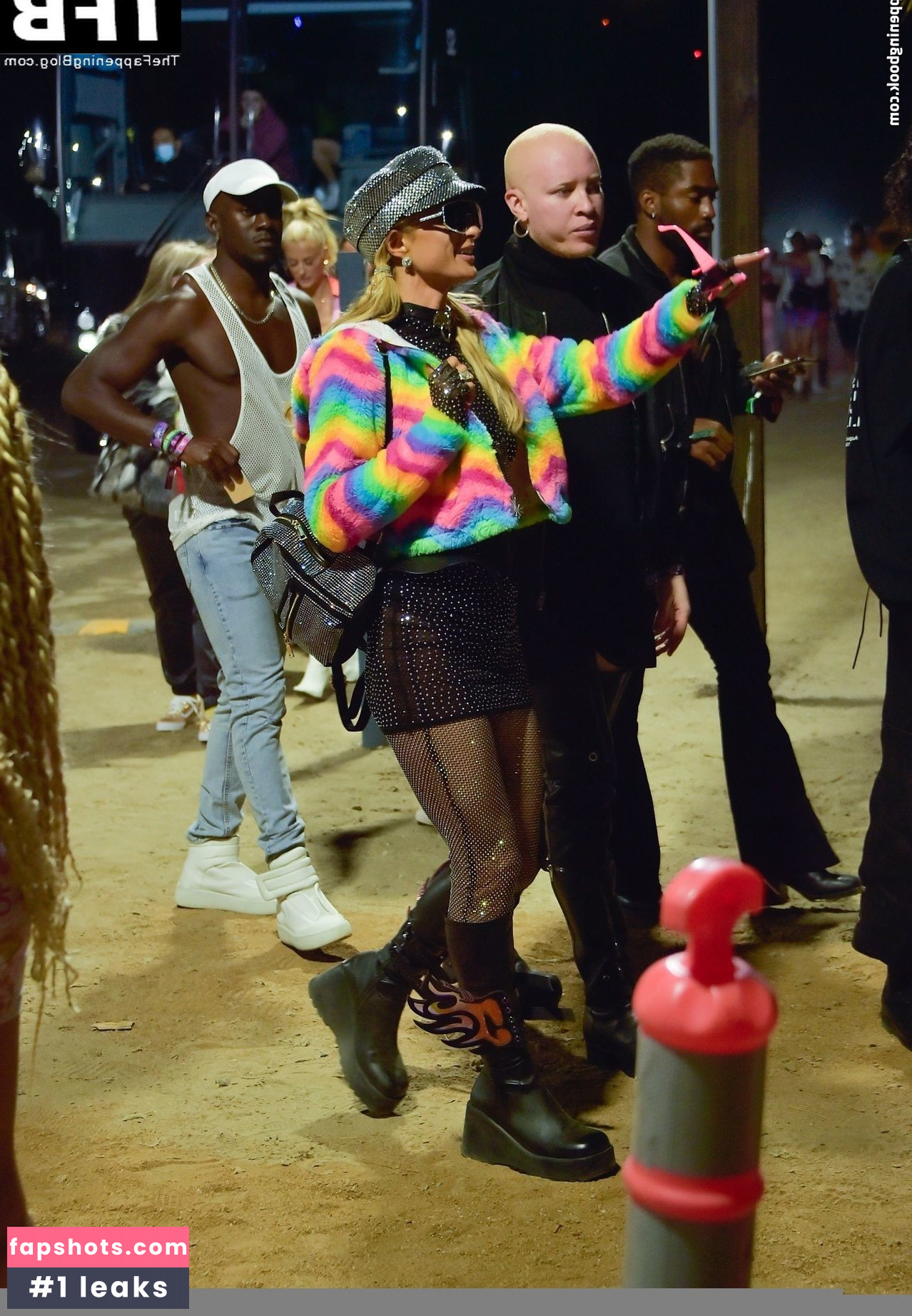 Paris Hilton gallery photo #644