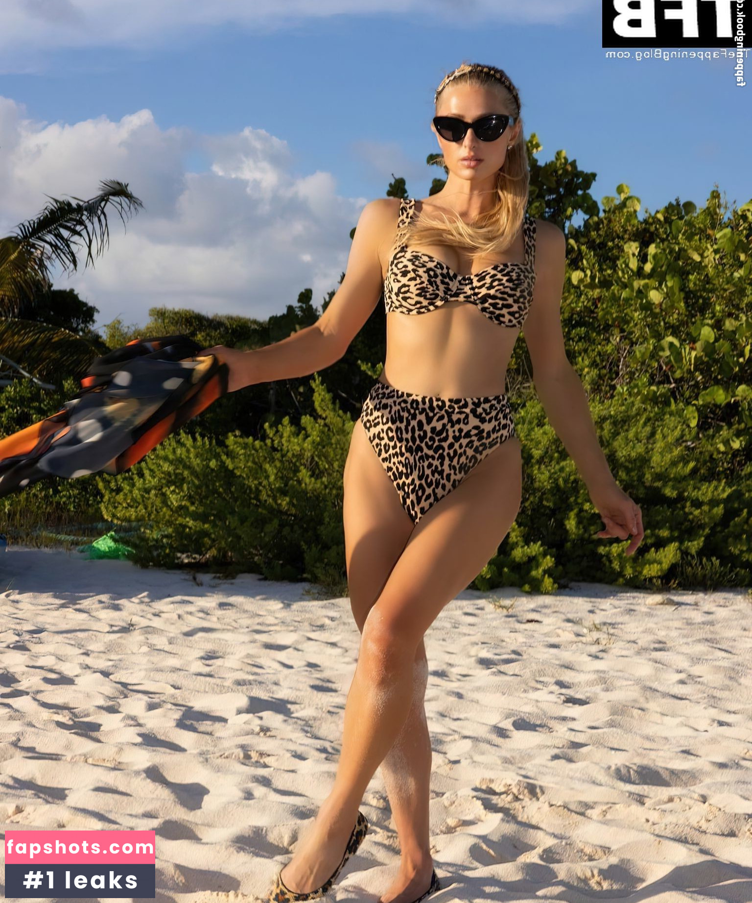 Paris Hilton gallery photo #655