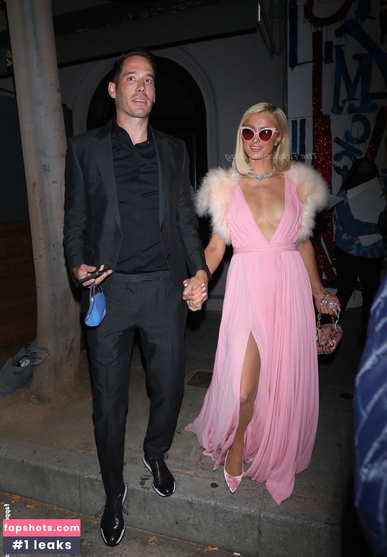 Paris Hilton gallery photo #692