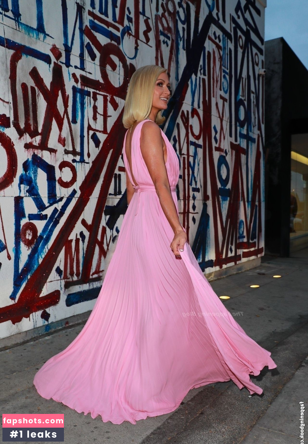 Paris Hilton gallery photo #713