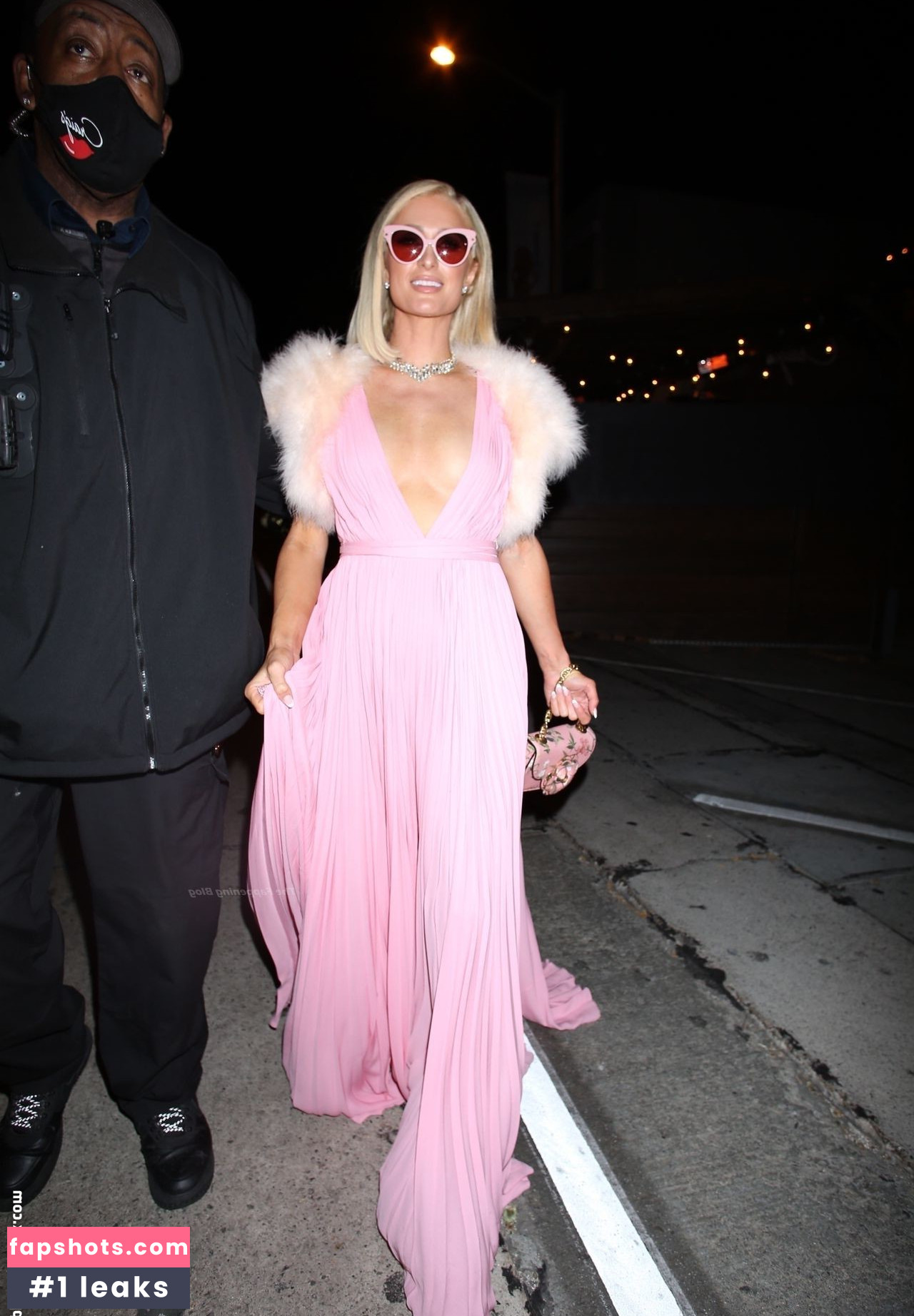 Paris Hilton gallery photo #728