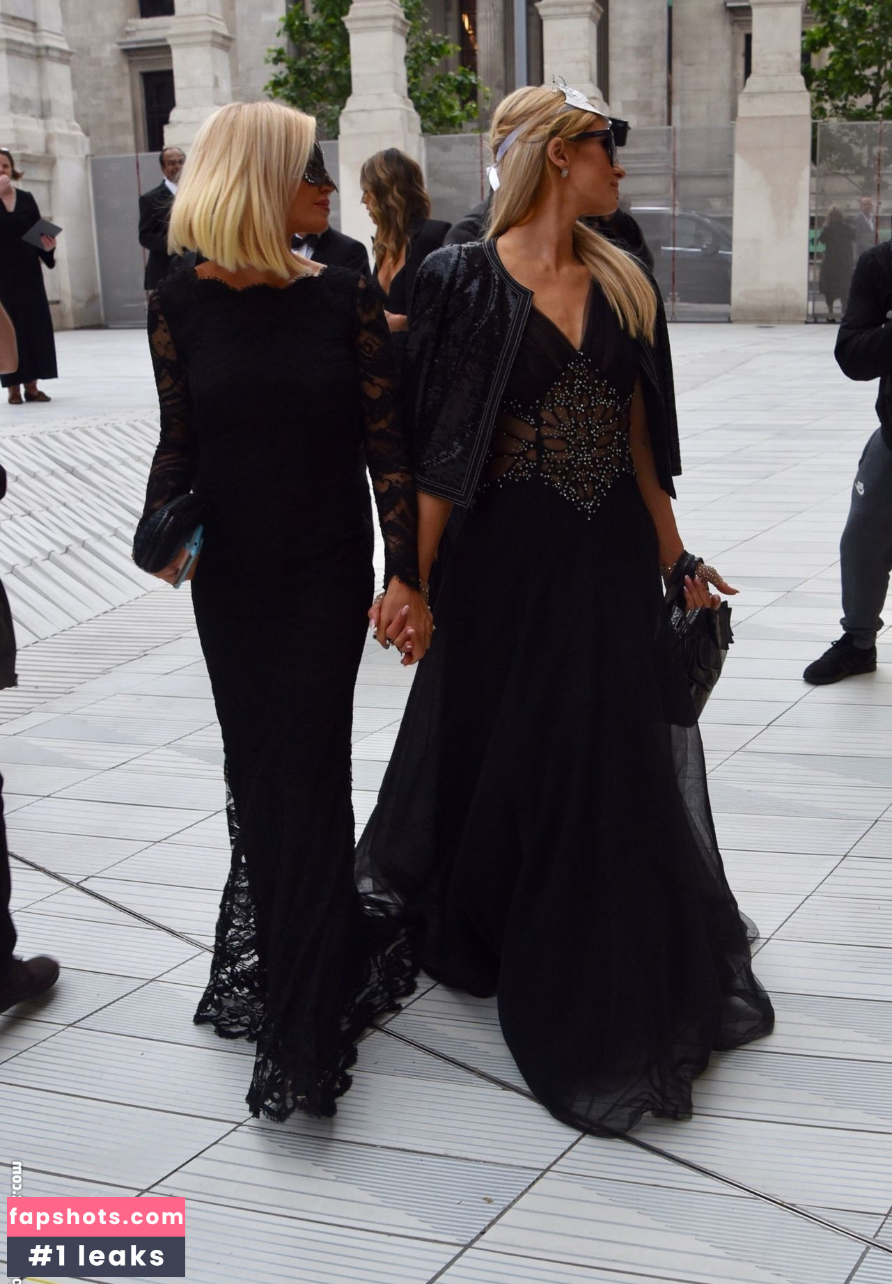 Paris Hilton gallery photo #864