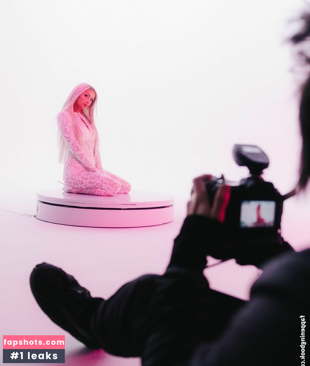 Paris Hilton gallery photo #89