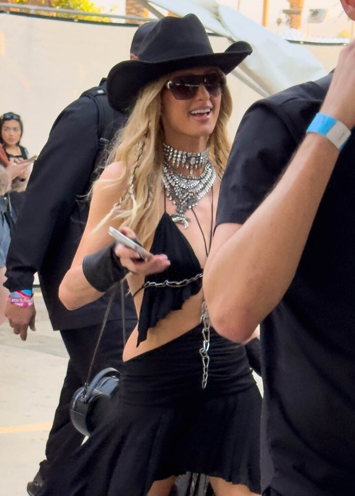 paris-hilton Nude Leaks OnlyFans Photos #462 - LeakJerk