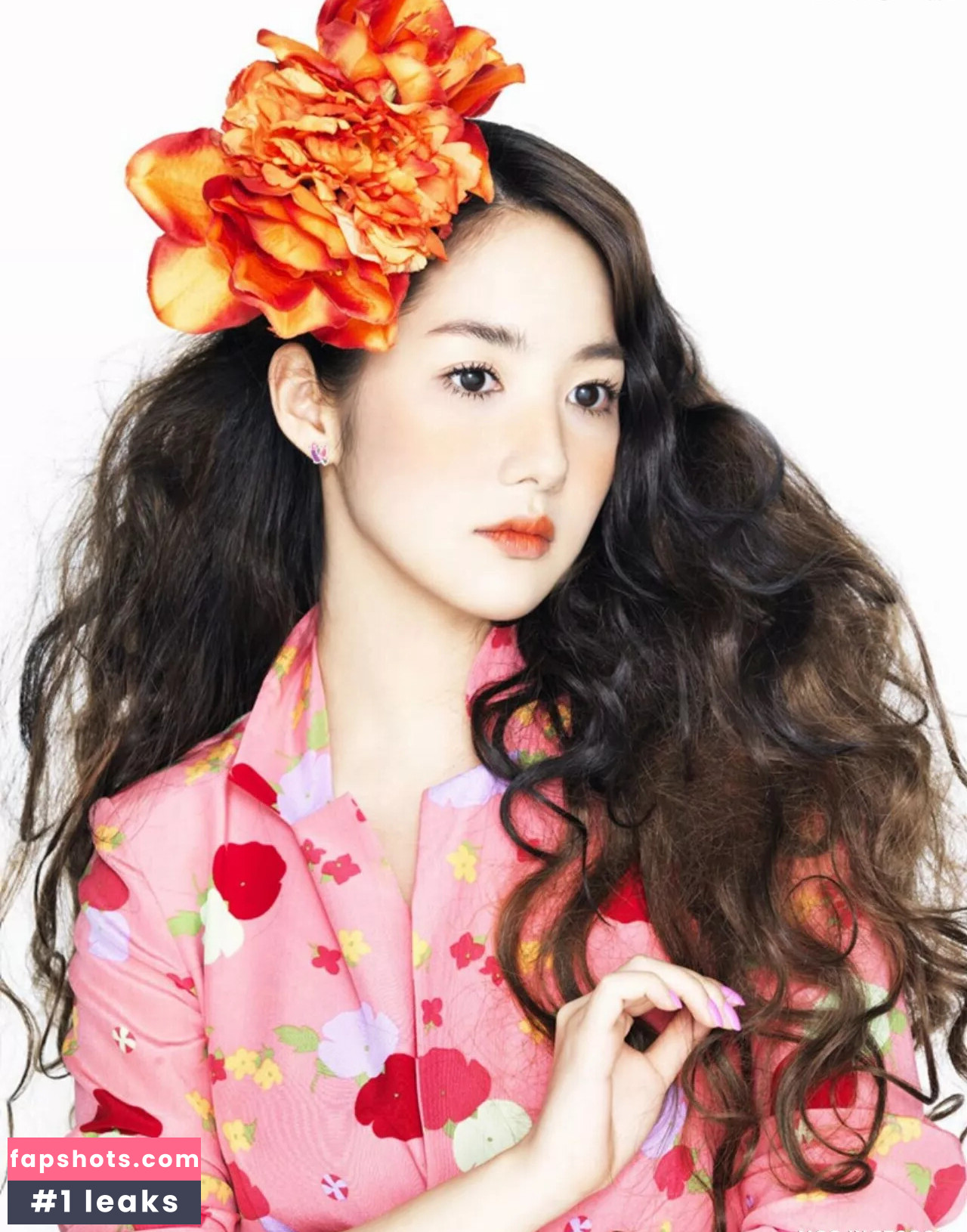 Park Min Young gallery photo #11