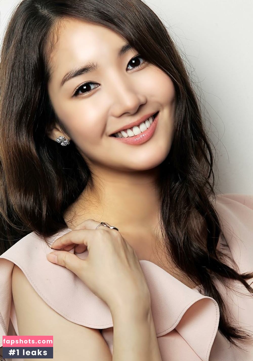 Park Min Young gallery photo #7