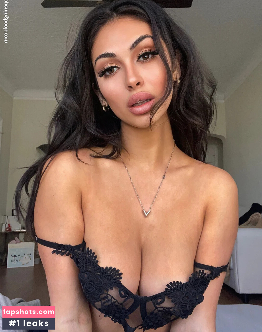 Parker Abbott gallery photo #12